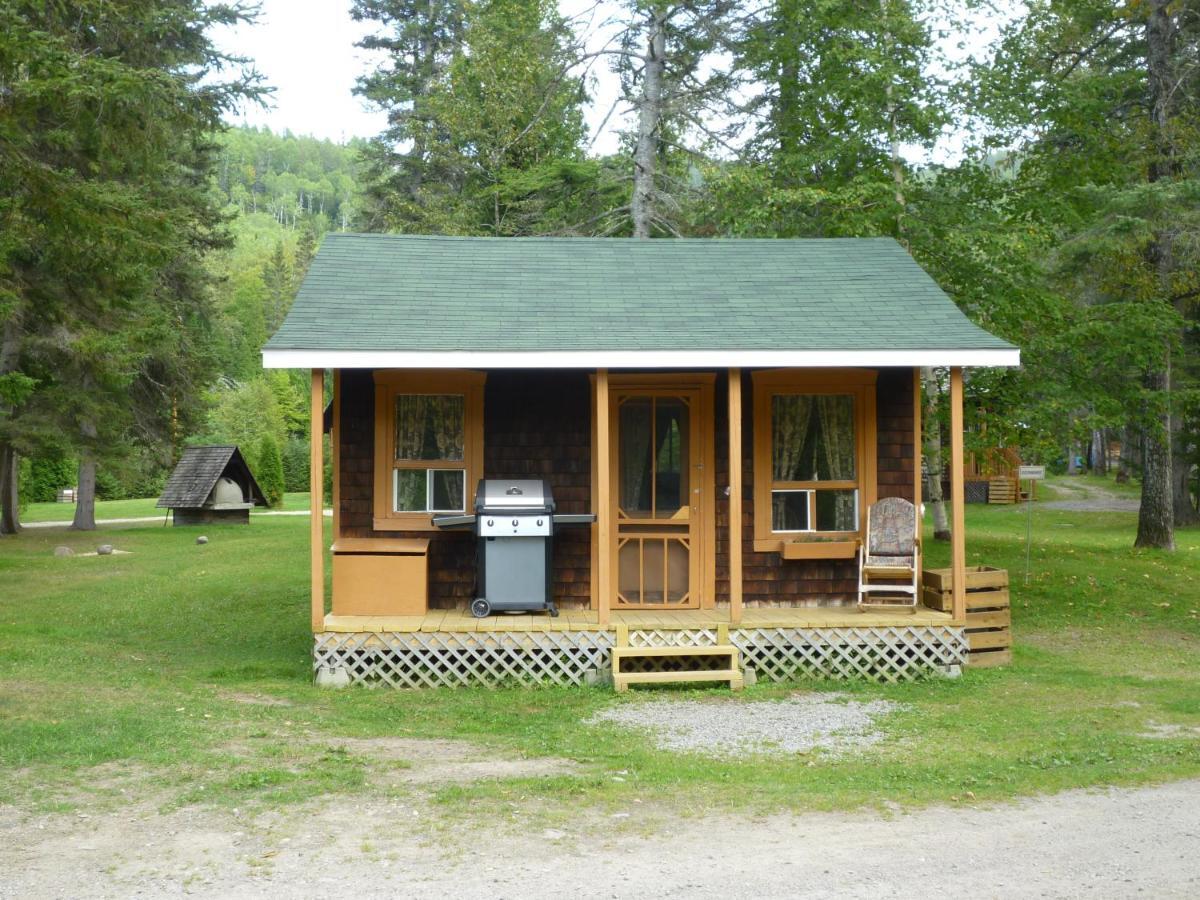 Riviere Petit Saguenayヴィラ エクステリア 写真